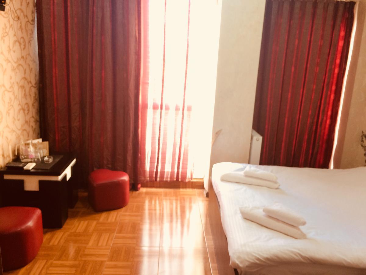 Visit Hotel Tbilisi Eksteriør bilde