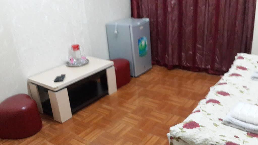Visit Hotel Tbilisi Eksteriør bilde
