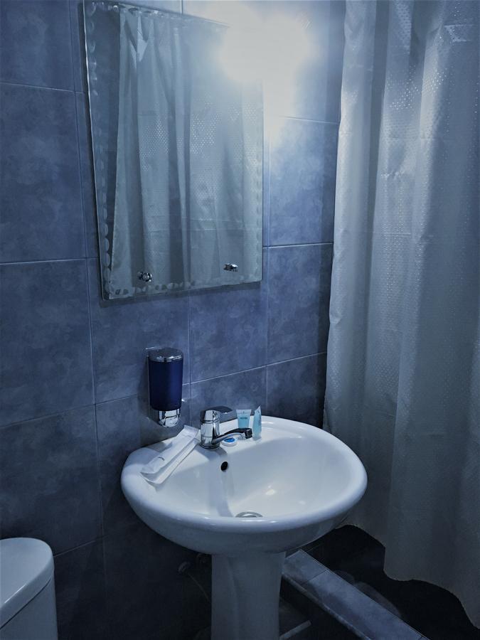 Visit Hotel Tbilisi Eksteriør bilde