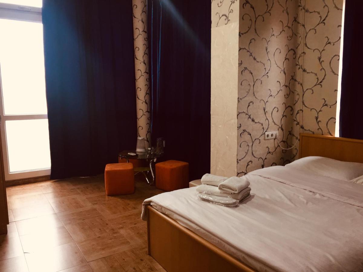 Visit Hotel Tbilisi Eksteriør bilde
