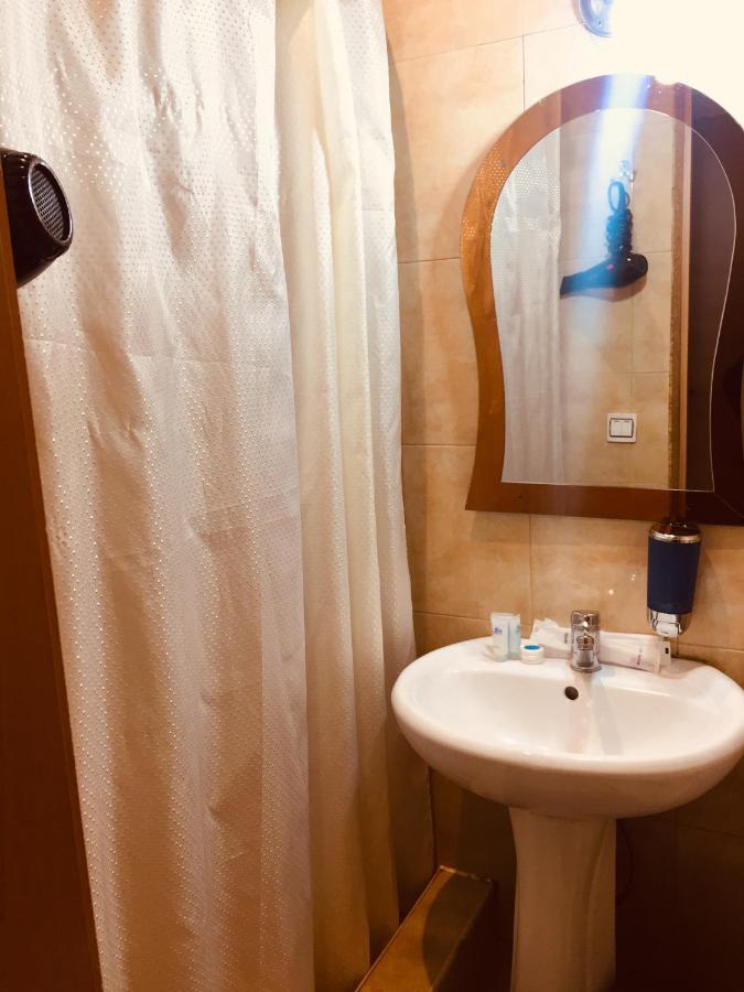 Visit Hotel Tbilisi Eksteriør bilde