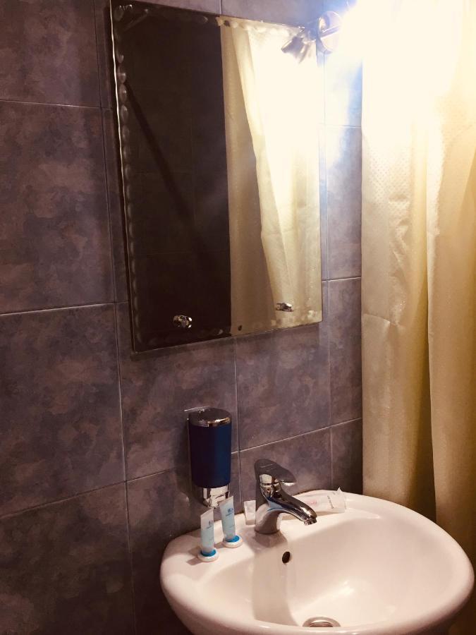 Visit Hotel Tbilisi Eksteriør bilde